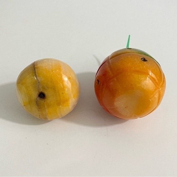Set of 2 Stone Decorative Fruits - Picture 4 of 5